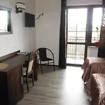 Dabrowa Pensión