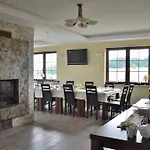 Dabrowa Guest house