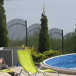 Dabrowa Guest house 3*