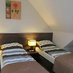 Guest house Dabrowa 3*